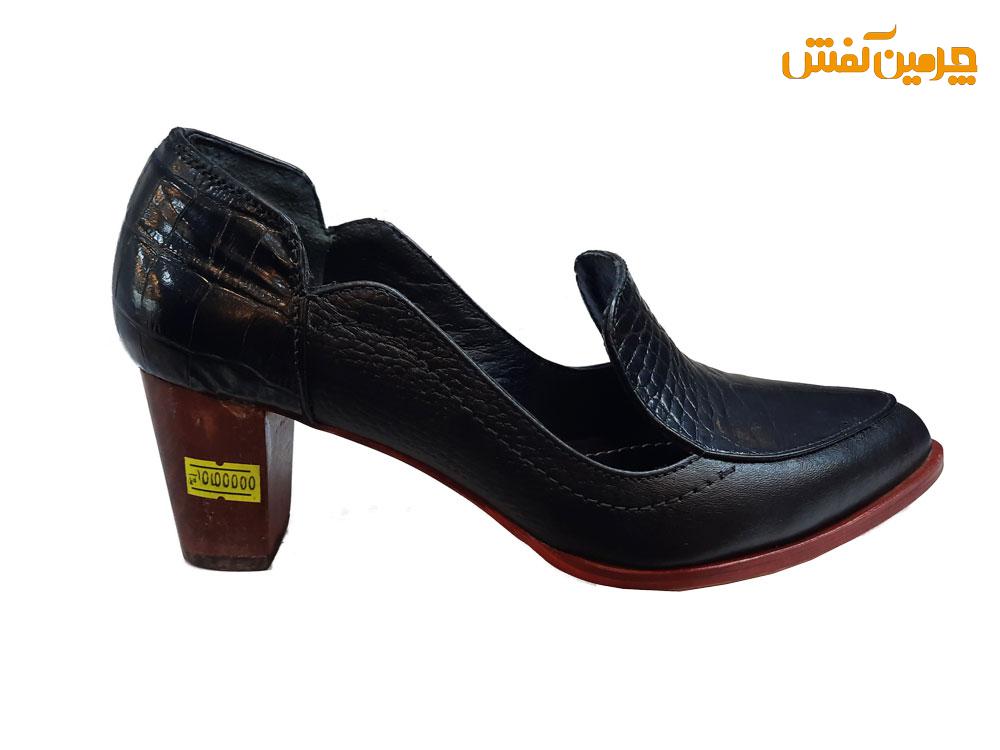 کفش تمام چرم زنانه رسمی و اداری پاشنه 5 سانت کد 21802